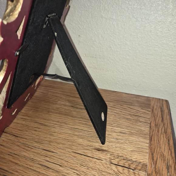 Ornate Gold Picture Frame For 5X7 Picture, Heavy Duty - Picture 3 of 3